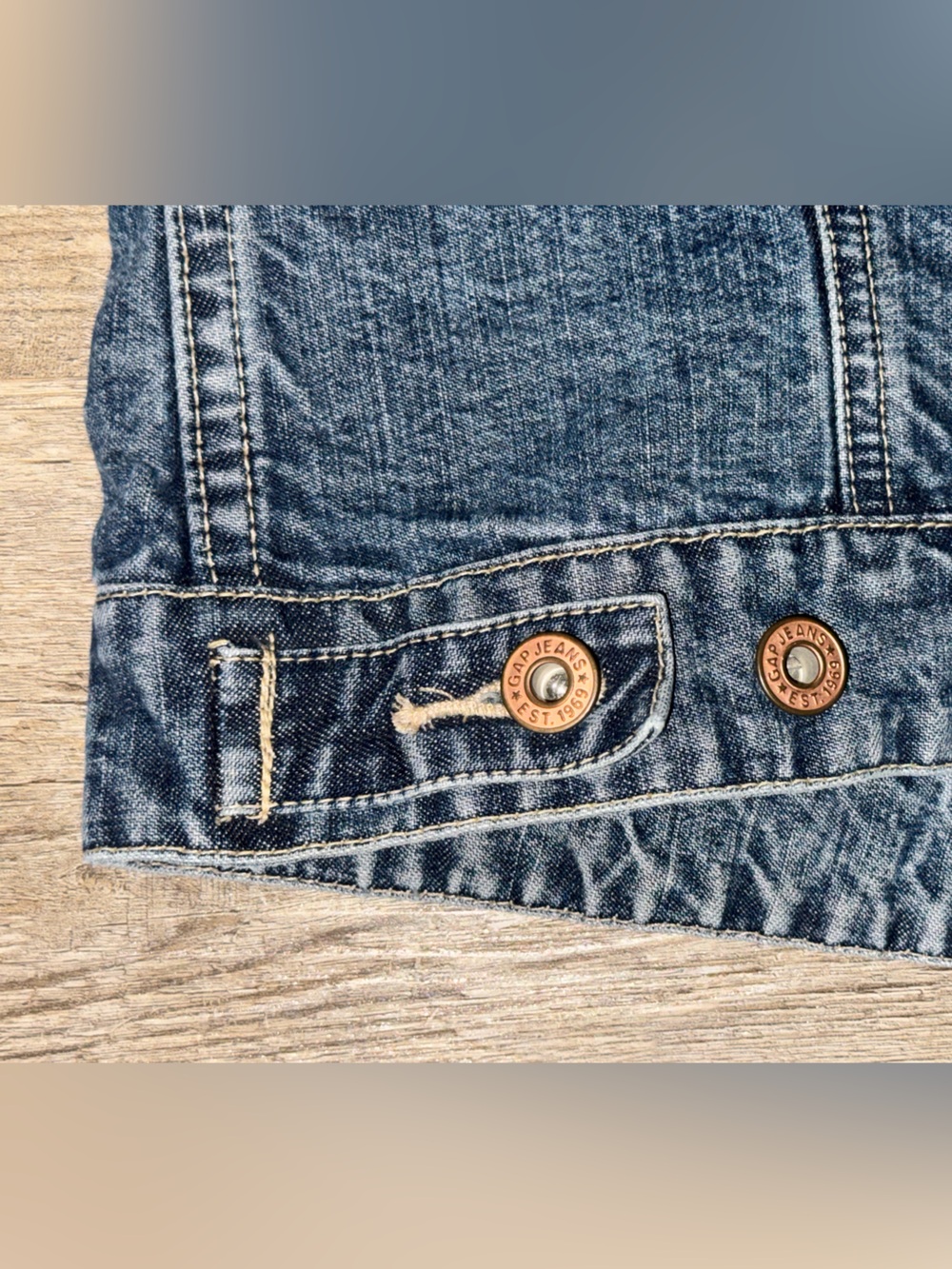 GAP Vintage Denim Trucker Vest with Button Front, XL - Picture 7 of 7